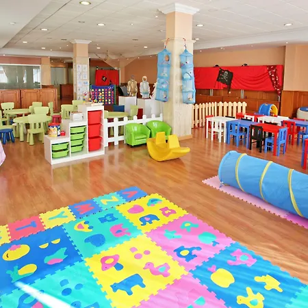 Turisticos Jardines Del Plaza 3* Пеньискола