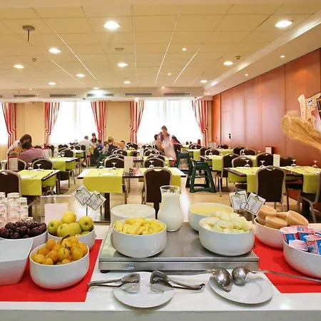 Apartamento Turísticos Jardines Del Plaza Peñíscola