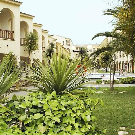 Turisticos Jardines Del Plaza 3*